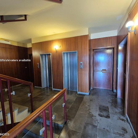 Front Beach Apartment - 3 Bedrooms Bari Dış mekan fotoğraf