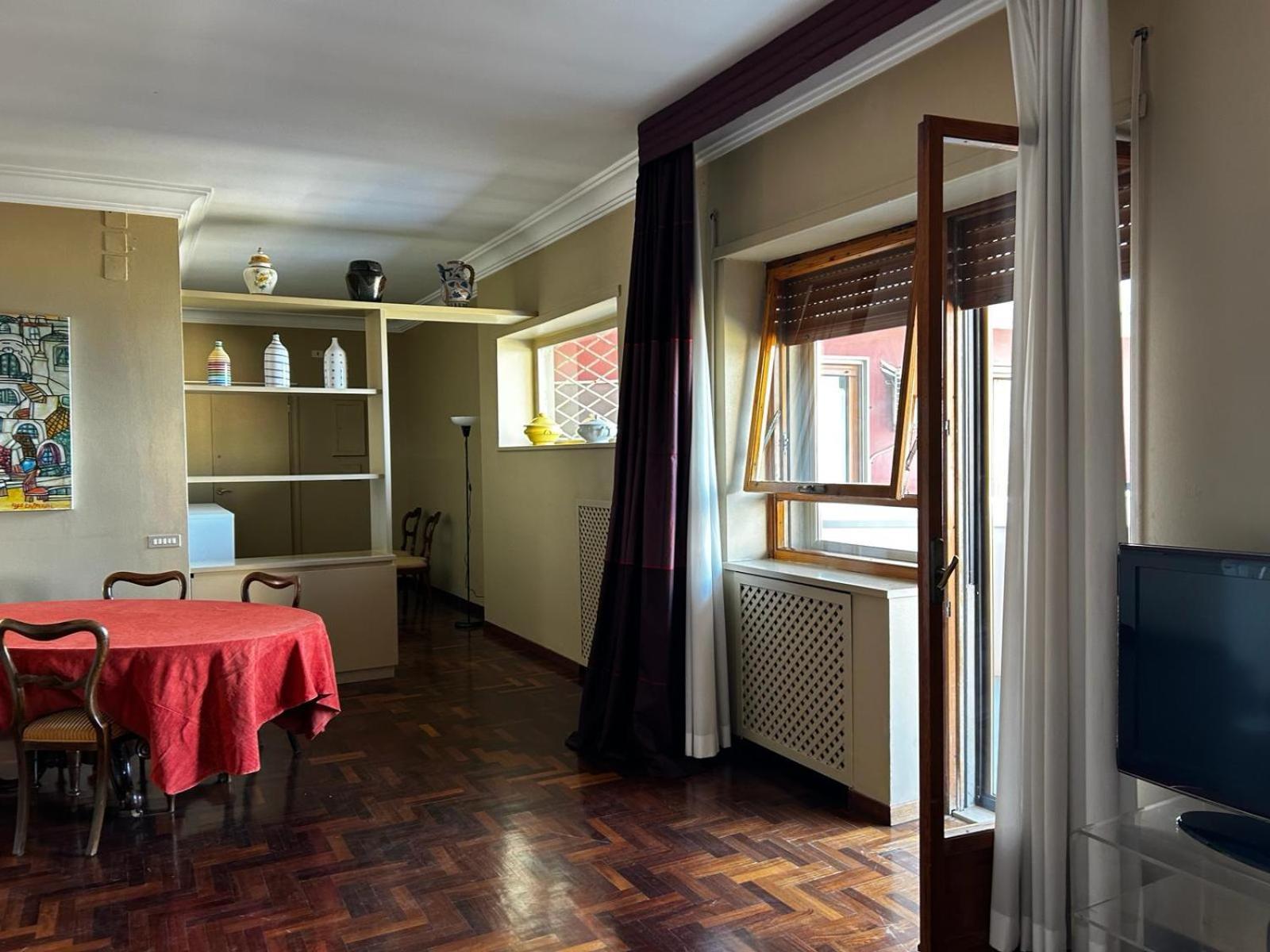Front Beach Apartment - 3 Bedrooms Bari Dış mekan fotoğraf