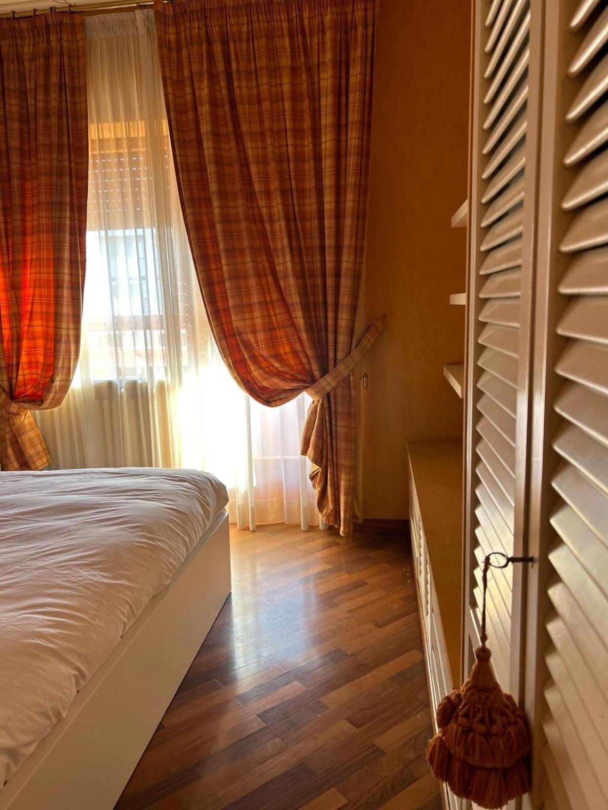 Front Beach Apartment - 3 Bedrooms Bari Dış mekan fotoğraf