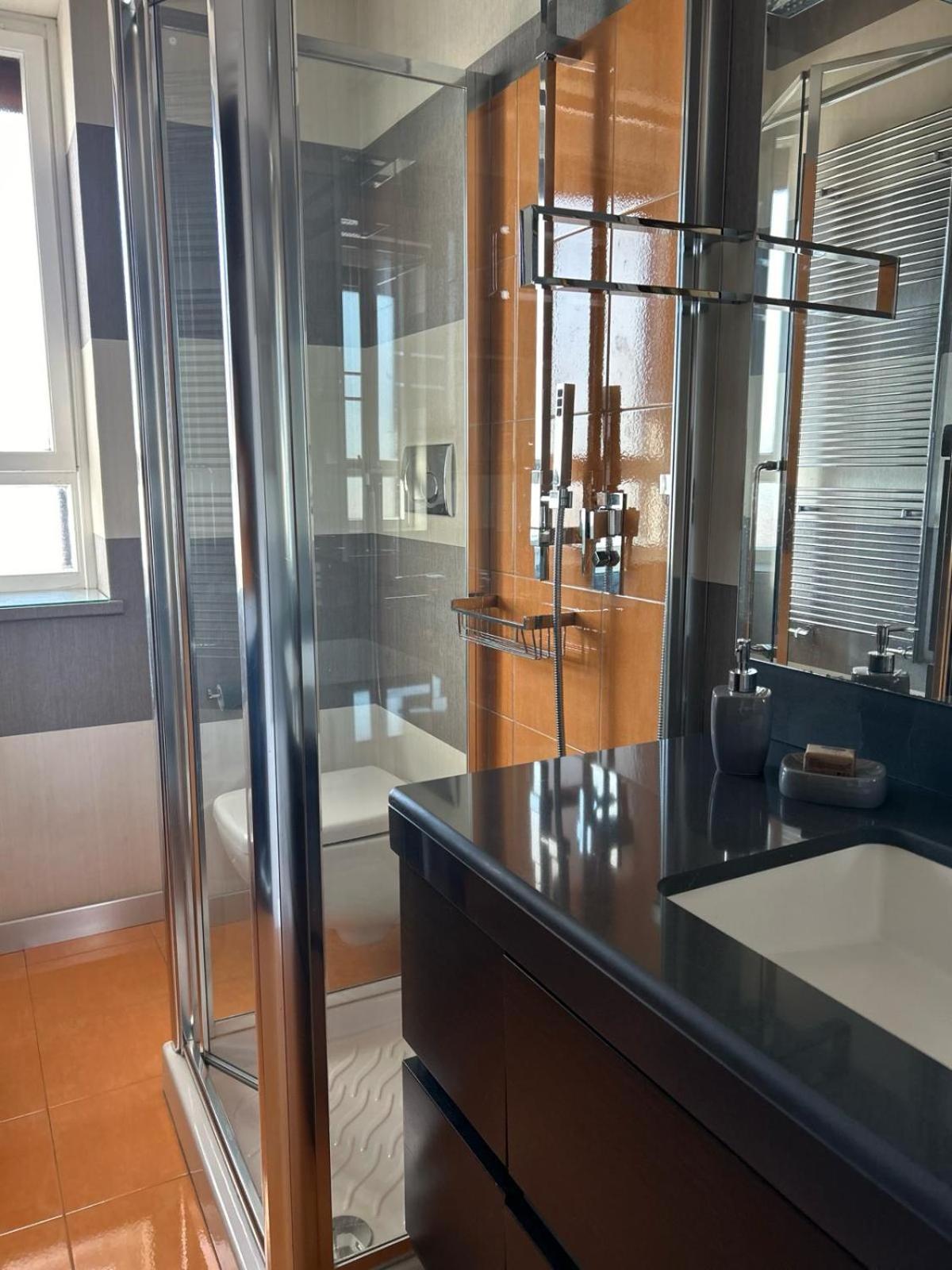 Front Beach Apartment - 3 Bedrooms Bari Dış mekan fotoğraf
