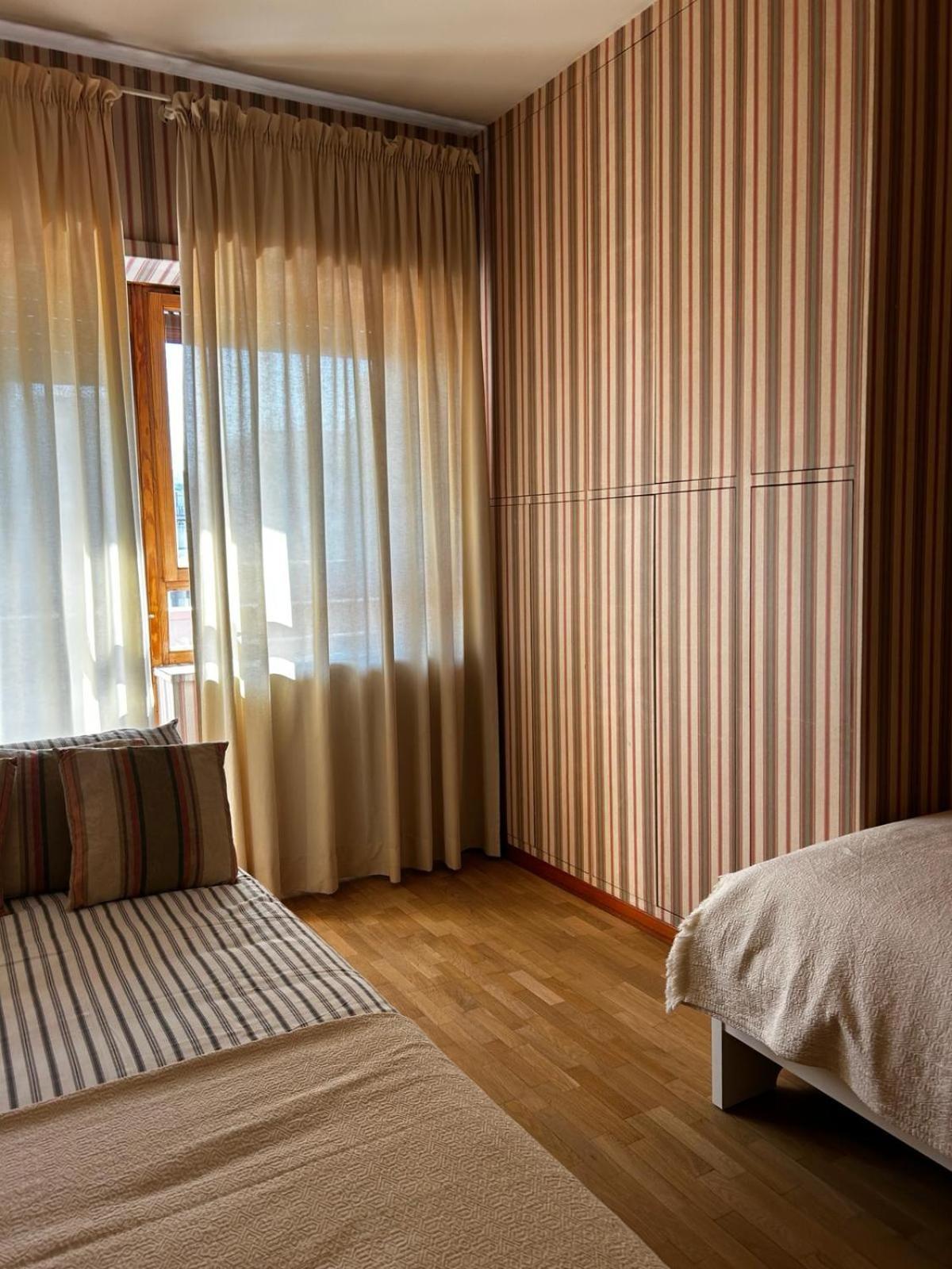 Front Beach Apartment - 3 Bedrooms Bari Dış mekan fotoğraf