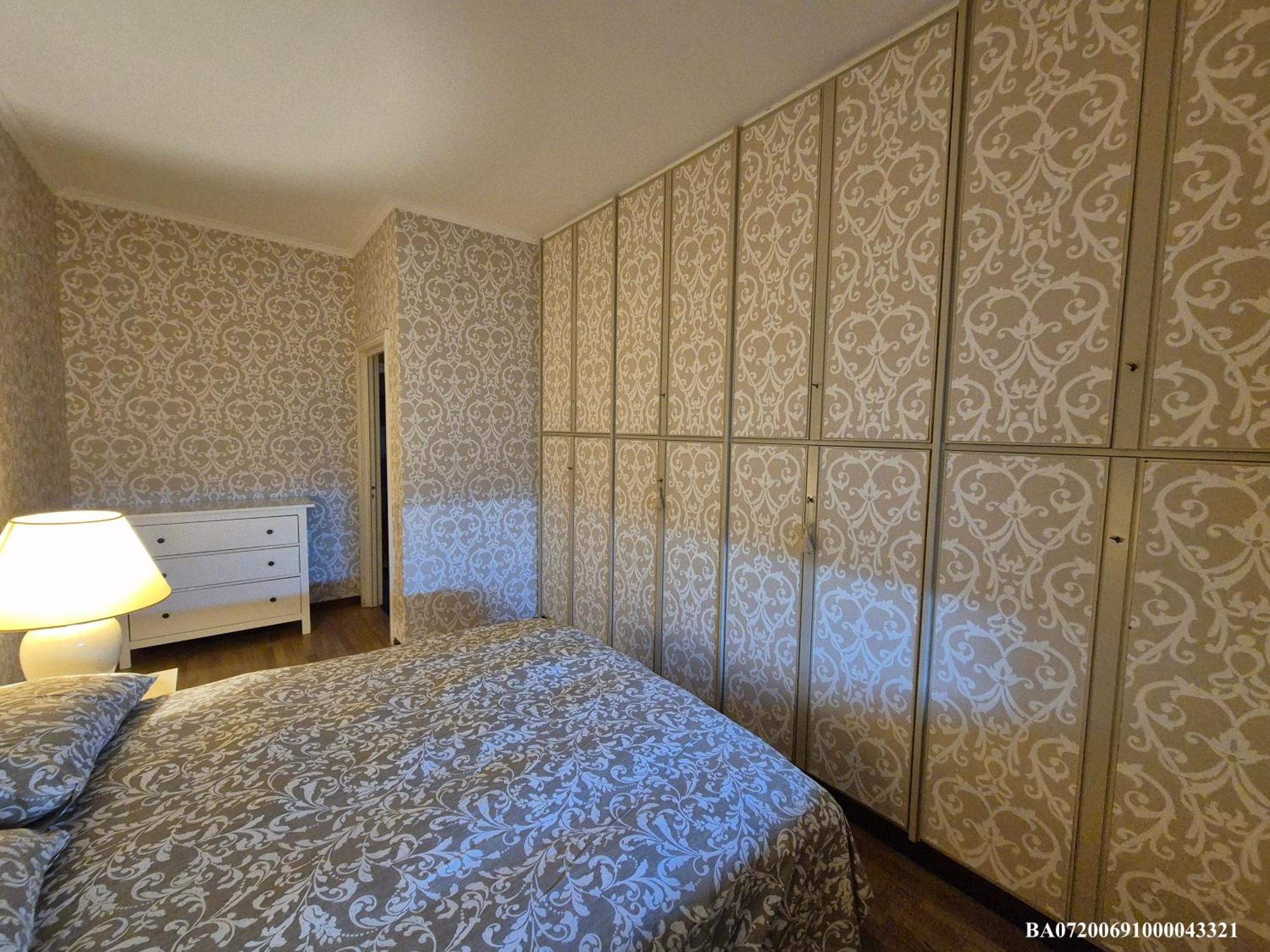 Front Beach Apartment - 3 Bedrooms Bari Dış mekan fotoğraf