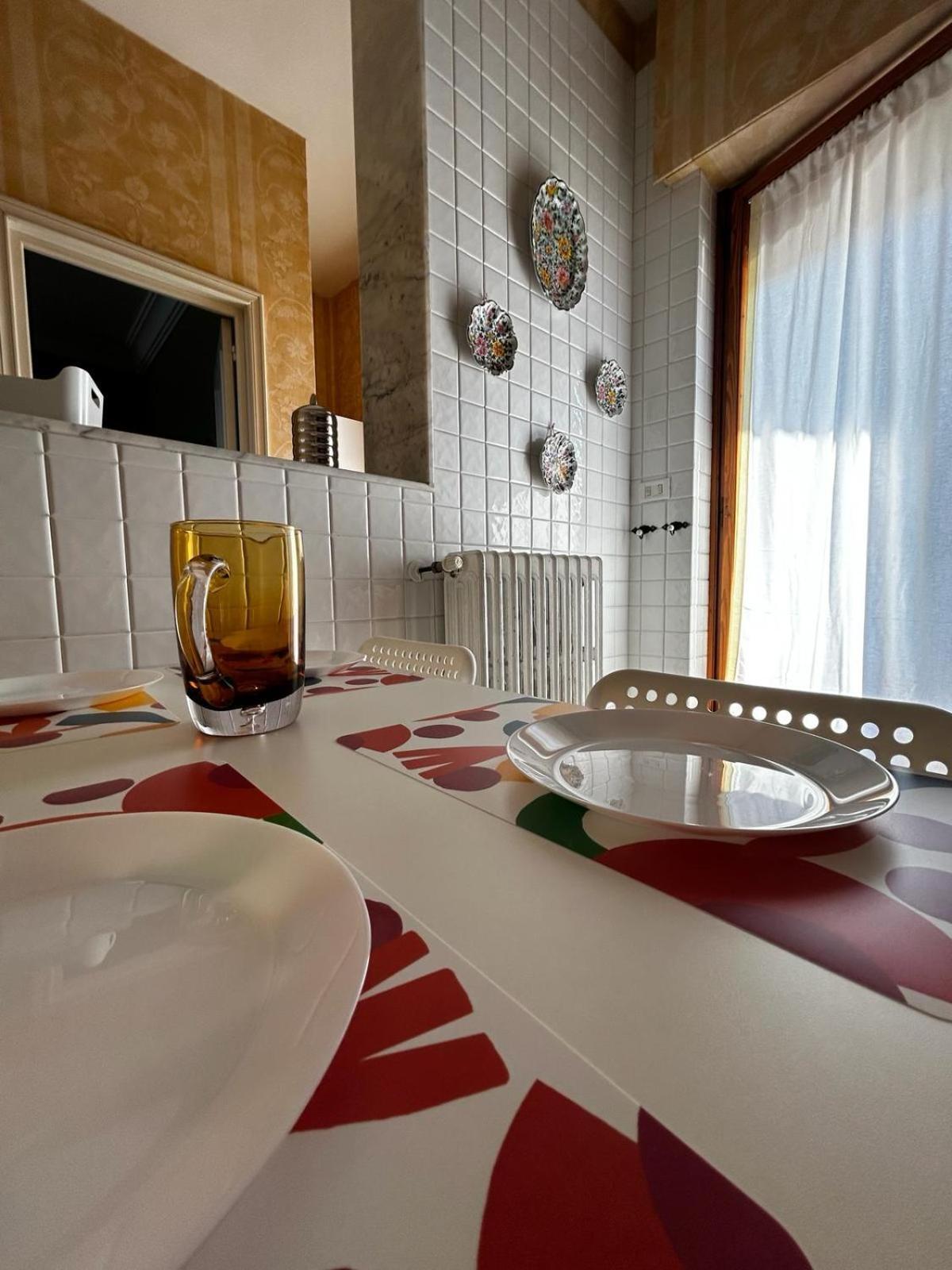 Front Beach Apartment - 3 Bedrooms Bari Dış mekan fotoğraf