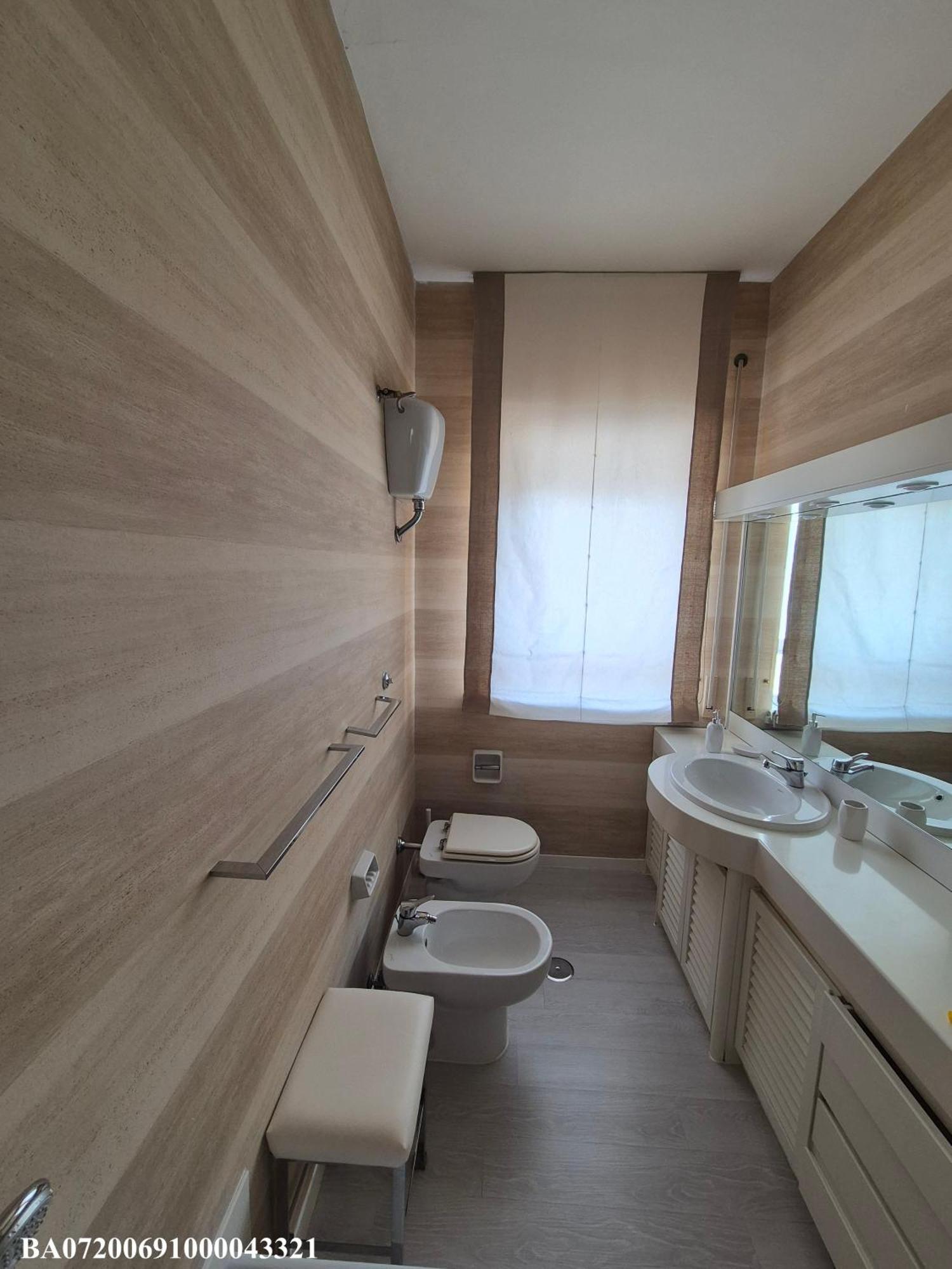 Front Beach Apartment - 3 Bedrooms Bari Dış mekan fotoğraf