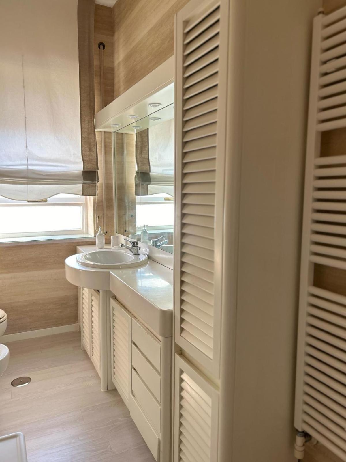 Front Beach Apartment - 3 Bedrooms Bari Dış mekan fotoğraf
