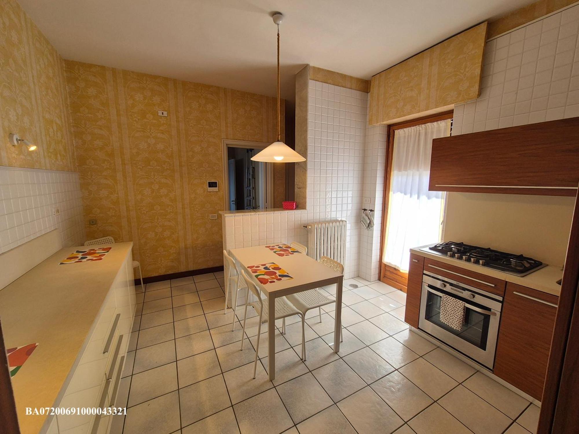Front Beach Apartment - 3 Bedrooms Bari Dış mekan fotoğraf